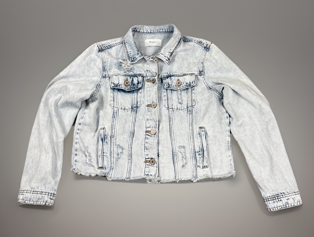 Kancan Women Raw Hem Punk Hip Hop Trucker Crop Destroyed Denim Jacket – Large