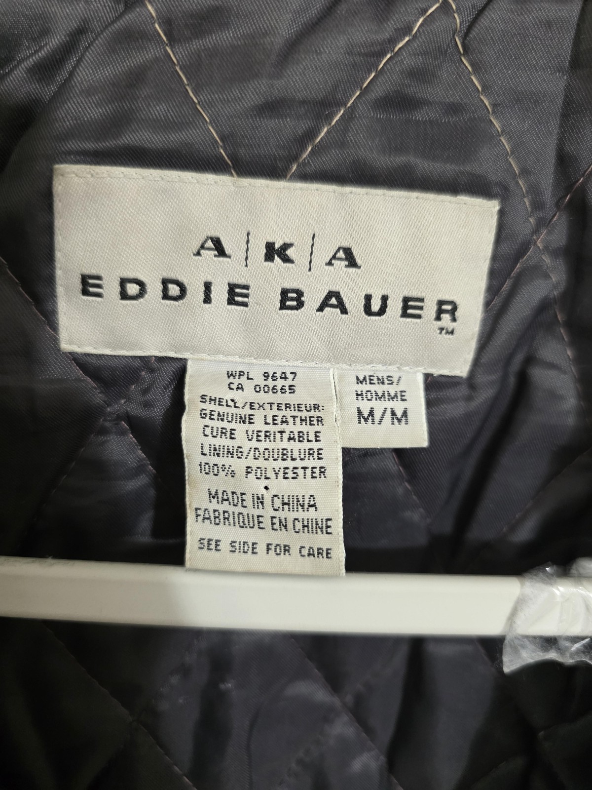 AKA Eddie Bauer Genuine Leather Jacket Mens Medium Black Bomber Full Zip Quilted