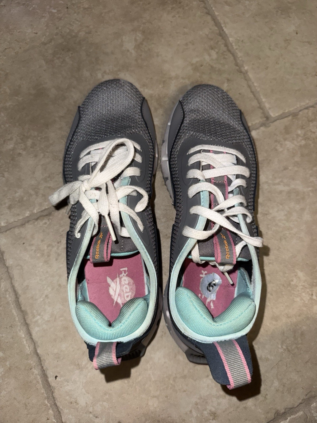 Women’s Size 9 Gray Reebok Sneakers