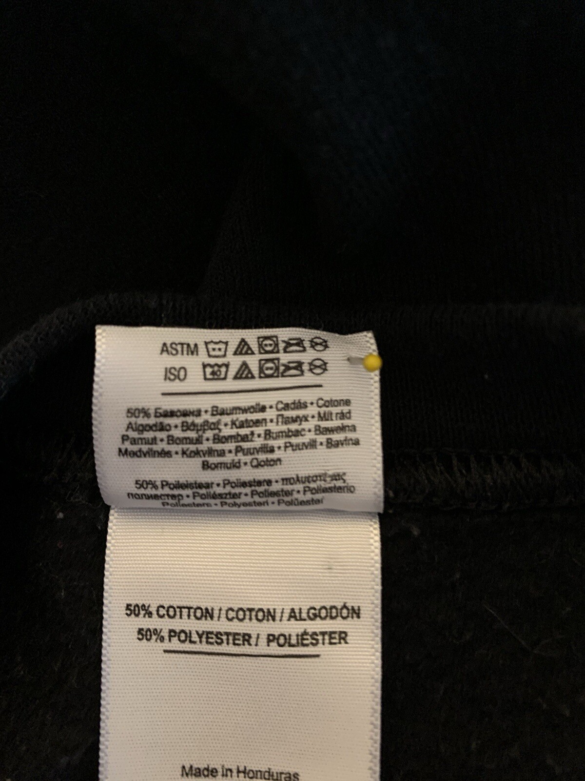 GILDAN “VOLUNTEER” BLACK COTTON POLYESTER BLEND SWEATSHIRT – SIZE M