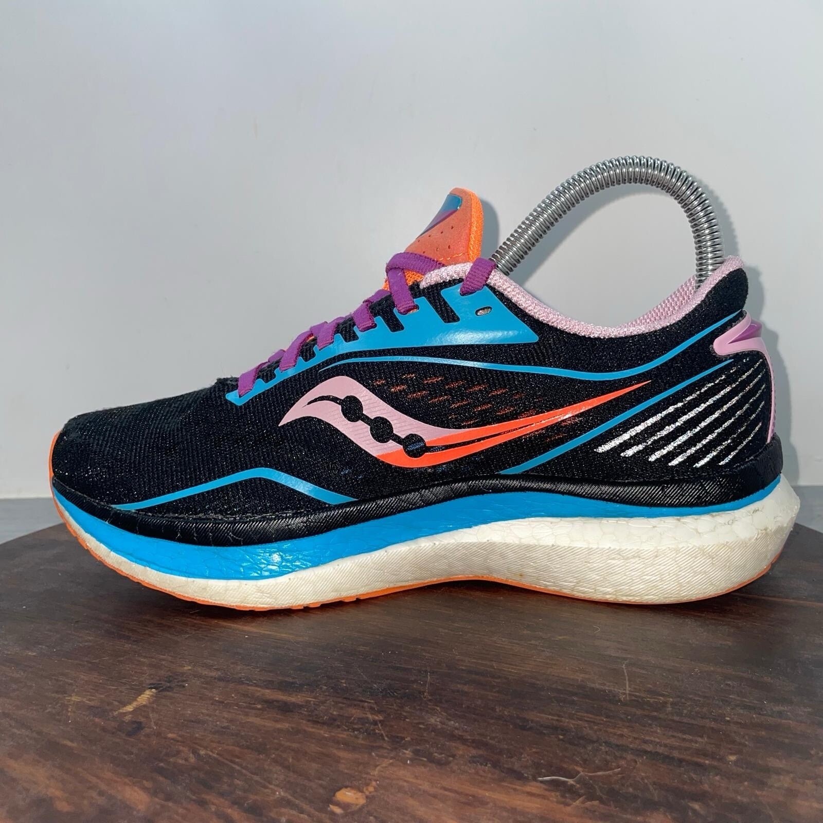 Saucony Endorphin Speed Woman’s Size 6.5 Shoes Athletic Running Black Sneakers