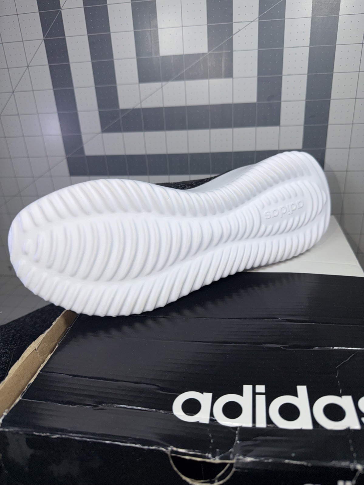 Adidas Ultimate Fusion Womens 7 Running Shoes Slip On F34593 cloudfoam NIB