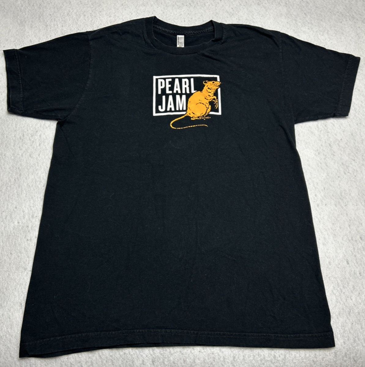Pearl Jam 2012 Concert Band Tour T Shirt Size Large