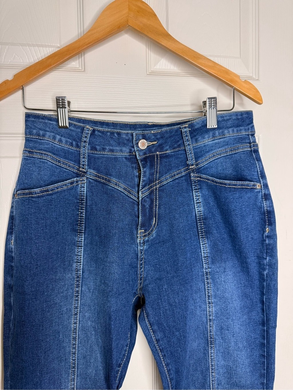 Y2K Flare Jeans Size 10 High Rise Wide Leg Dark Wash Stretch Denim Boho Western