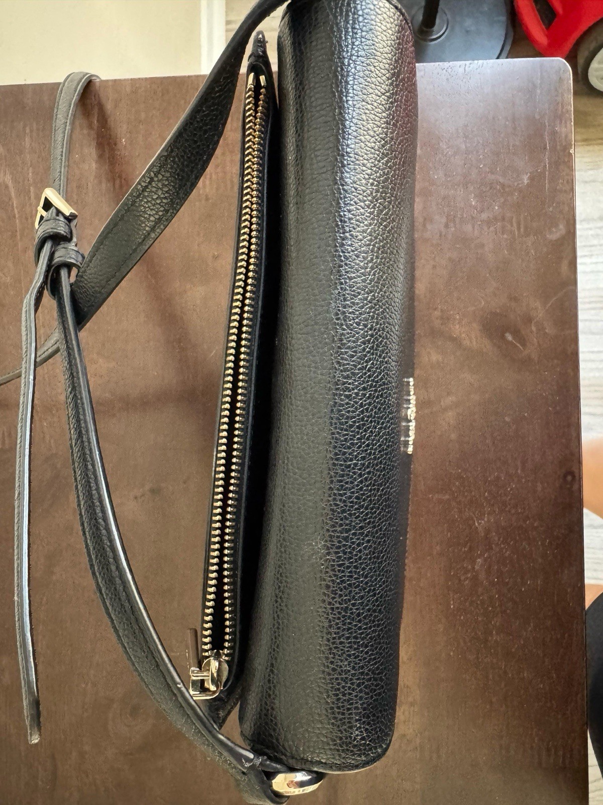Kate Spade New York Black Half Moon Crossbody Bag Small Gold Hardware Zip