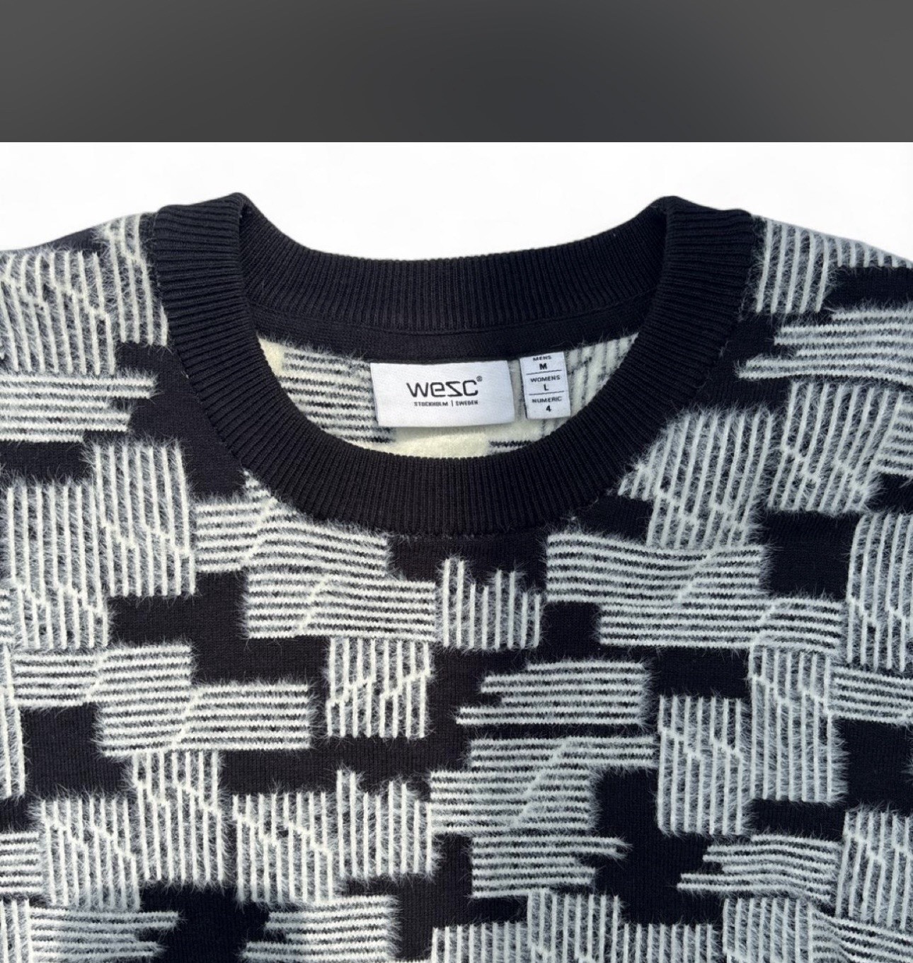 Wesc Geometric Abstract Soft Knotted Crewneck Sweater Size M