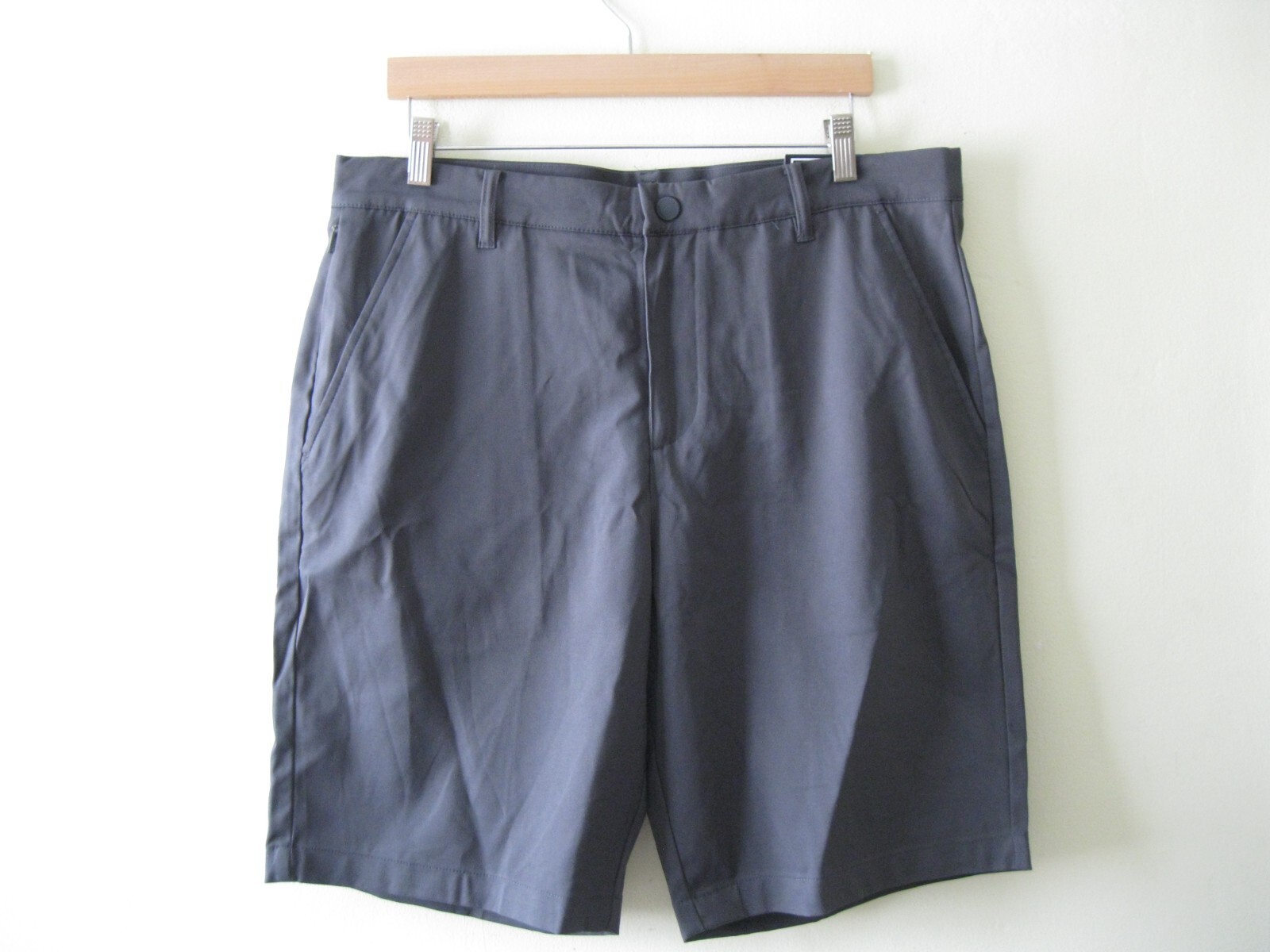 Kirkland Signature Men’s Comfort Waistband Stretch Performance Short Iron/khaki