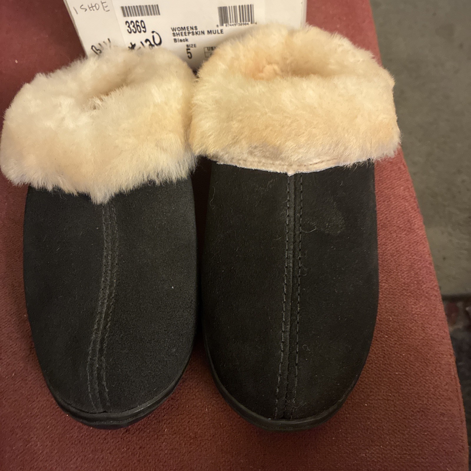 Minnetonka Women’s Sheepskin Mule In Black Size 5 New Inbox Original Price $70