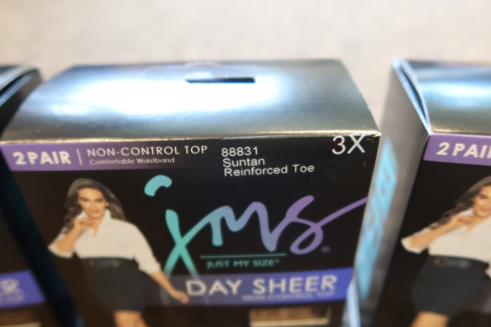 6-count JMS Day Sheer NON Control Top Reinforced Toe Pantyhose – 3X – Suntan