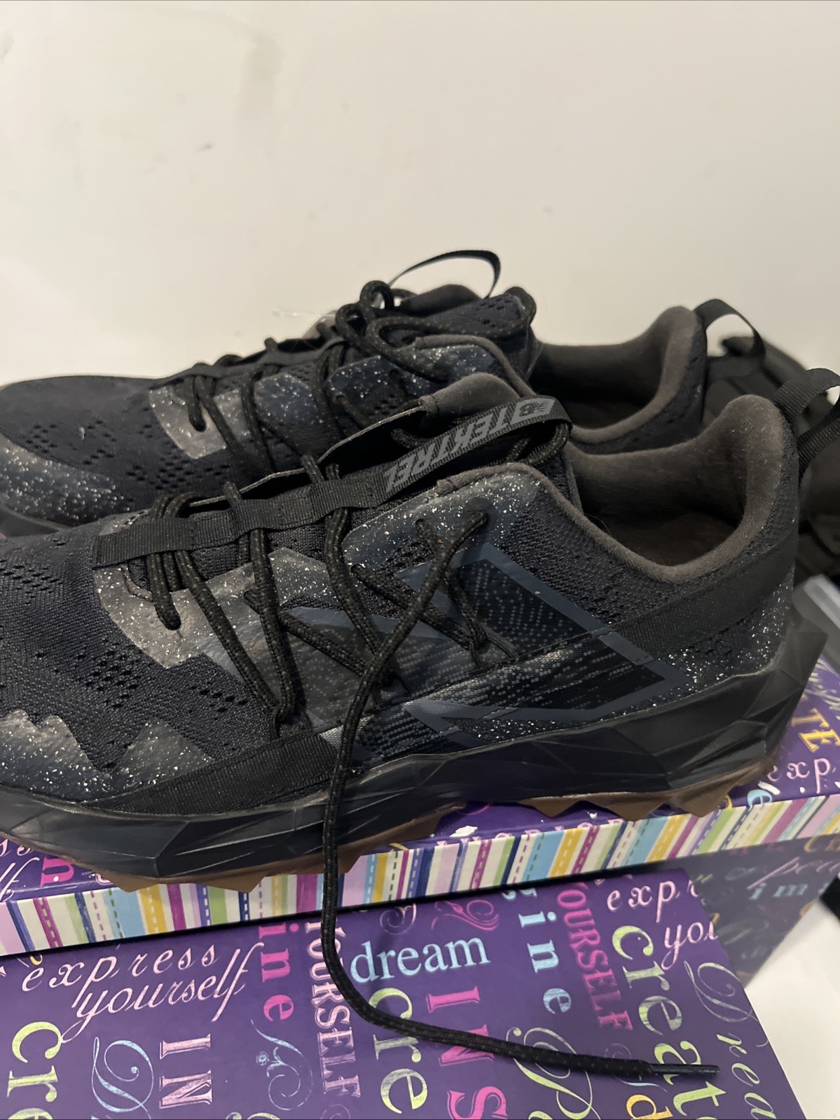 New Balance Tektrel Trail – Black / Phantom / Magnet Men’s US Sz 9.5 2E MTTTRCK1