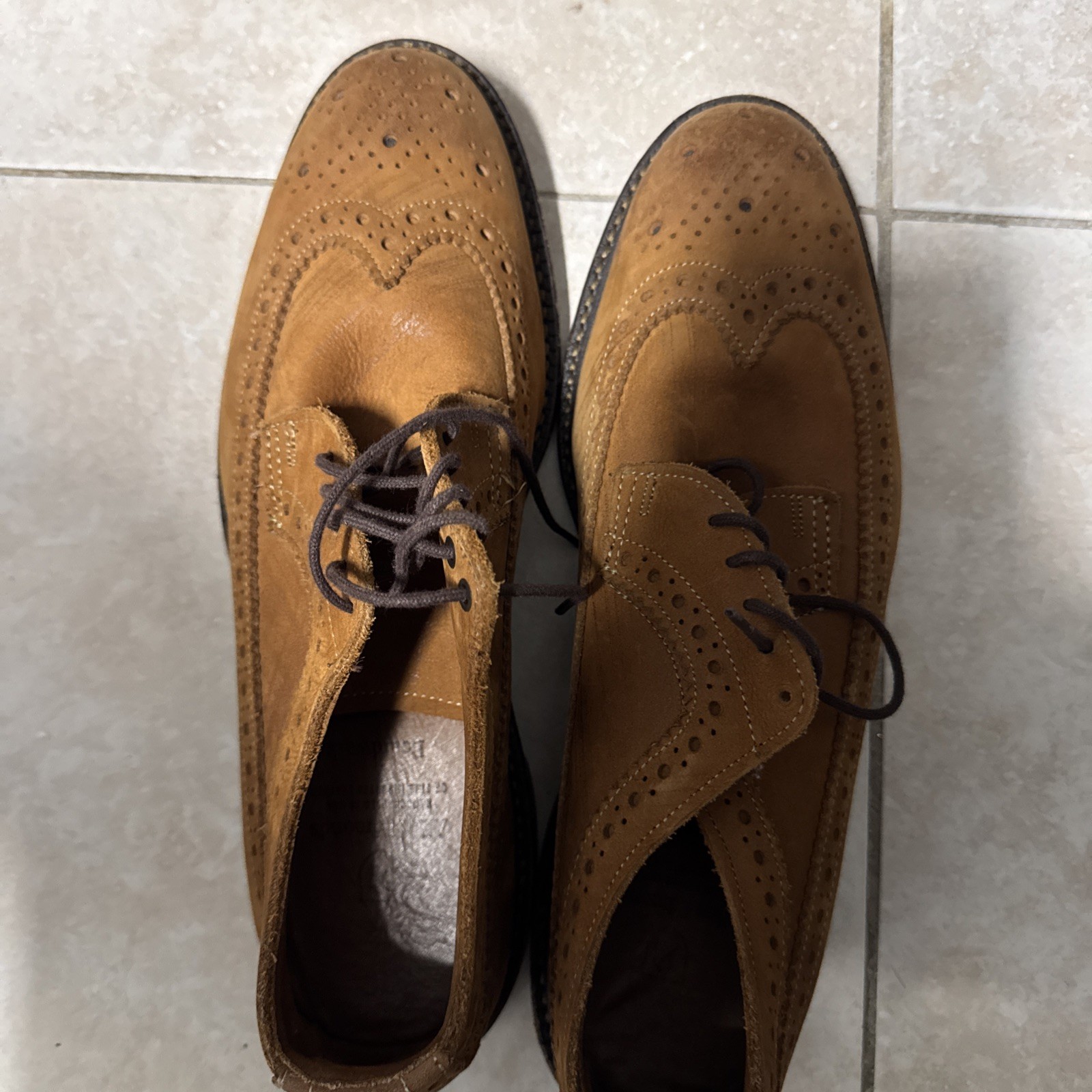 Allen Edmonds Men’s Boardwalk Brogue Wingtip Dress Shoes 9D Light Brown Suede