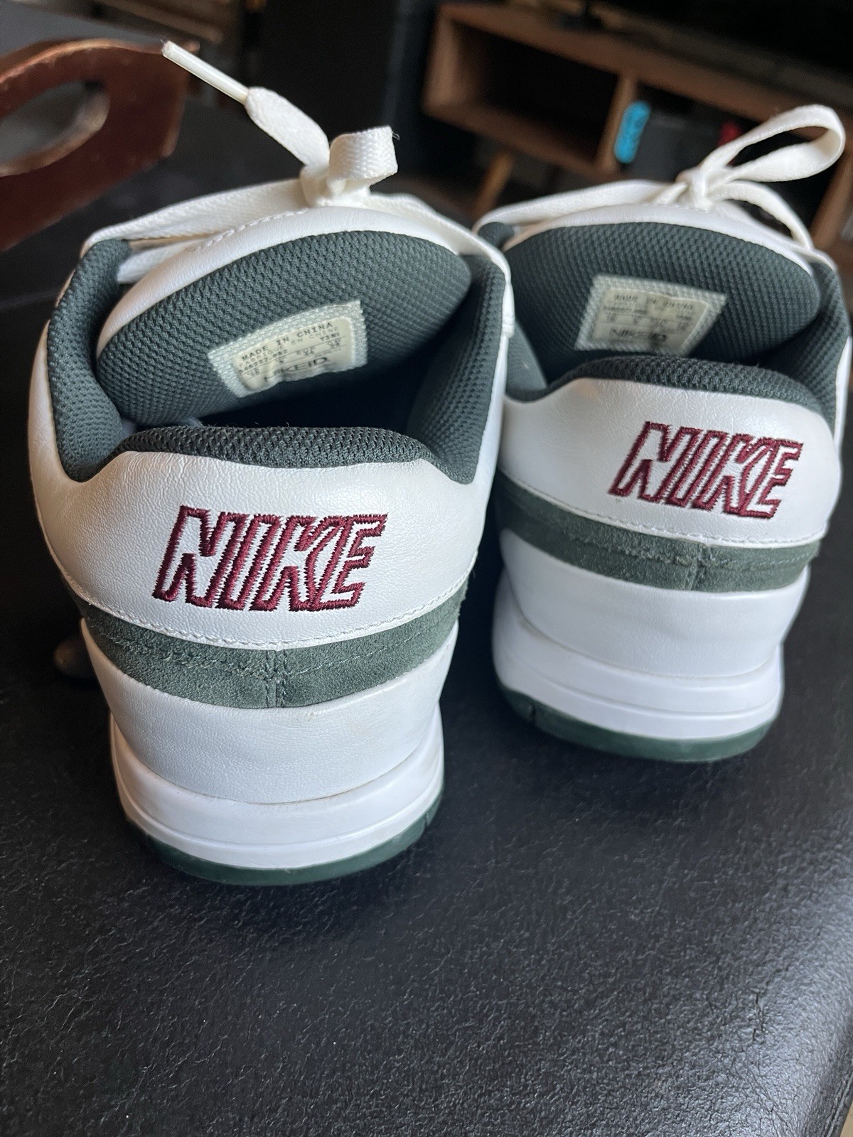 NikeiD 6.0 White Green Team Red Thick Tongue Skateboard Sz 10