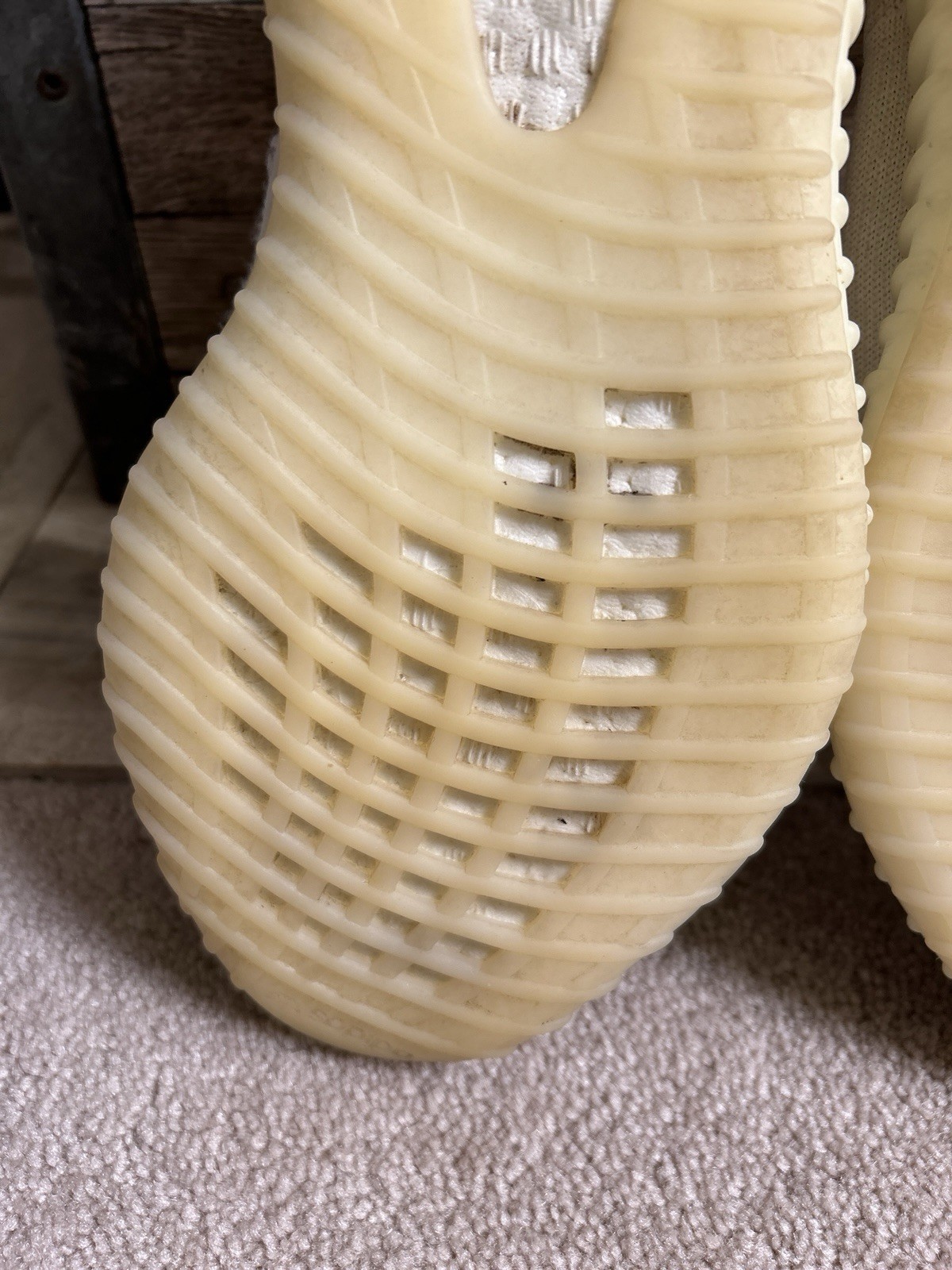 ADIDAS “Yeezy Boost 350 V2” bone white shoes – size 9