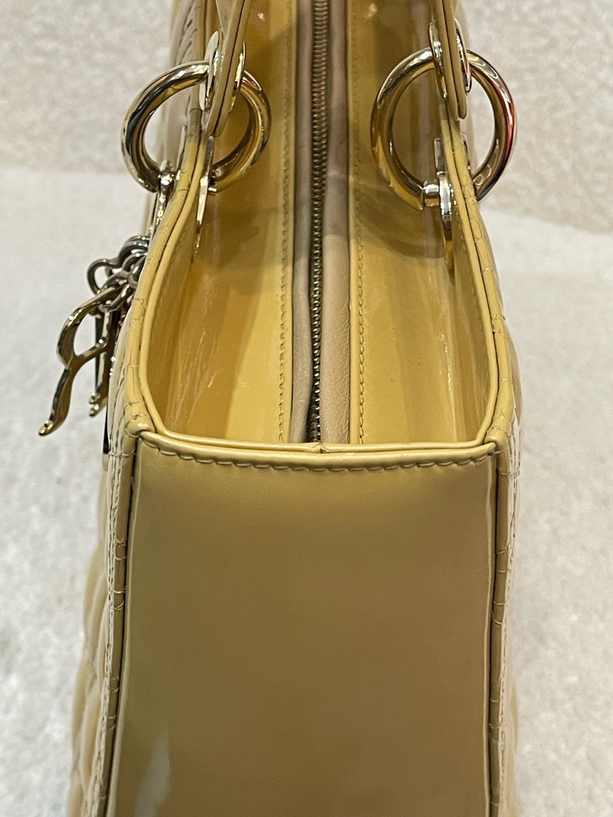 Dior Pre-Owned Authentic Luxury Handbag Yellow 32*25*11 Free Tracked Shipping