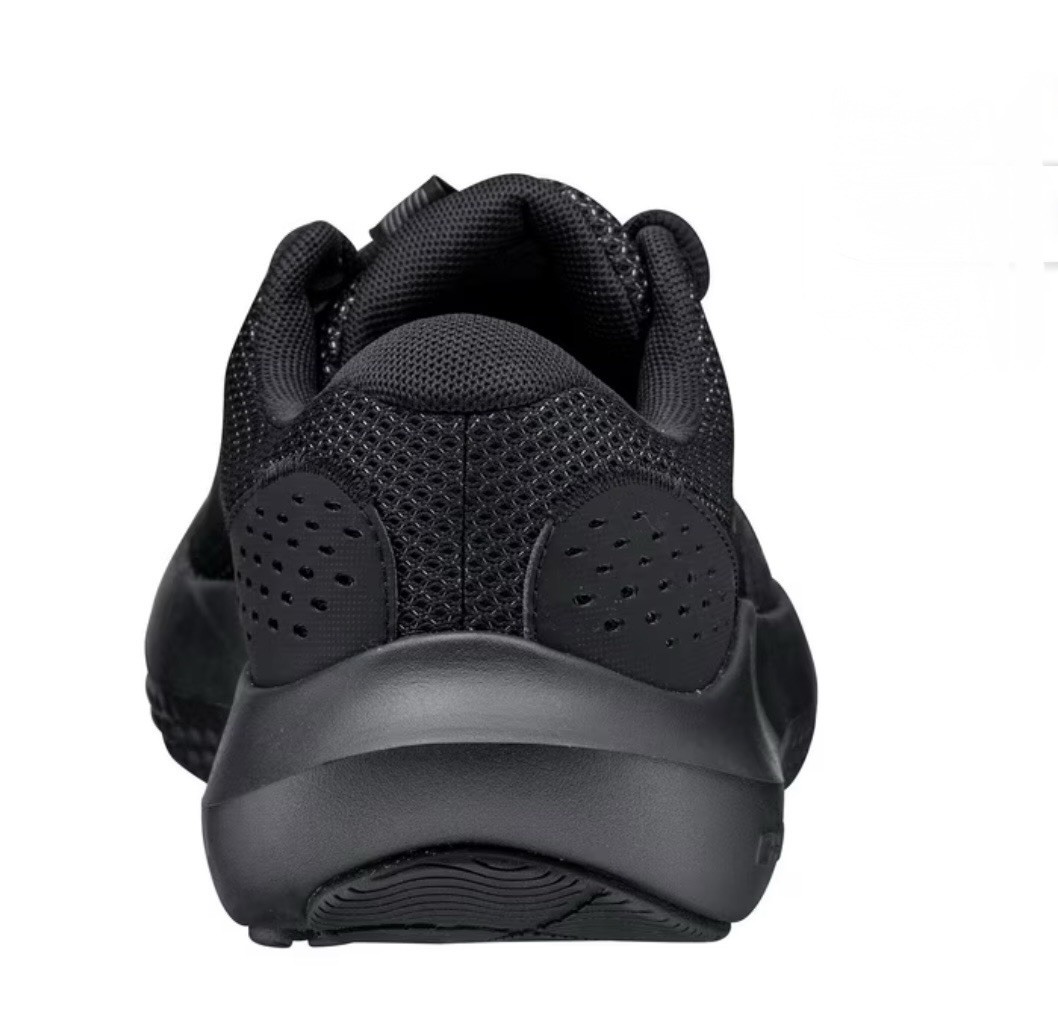 Under Armour Charged Surge 4 Black/Black/Black Shoes Men’s Size 11.5 Sneakers