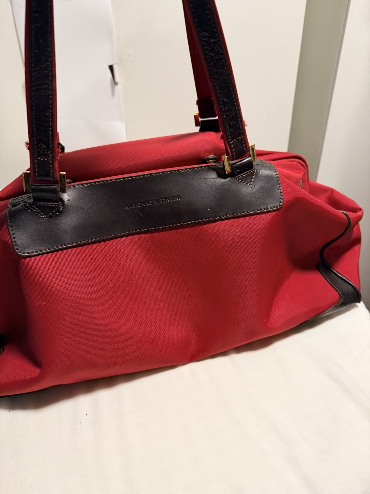 Adrienne Vittadini Red Tote Zip Plaid Lining Inner Pockets Black Leather Handles