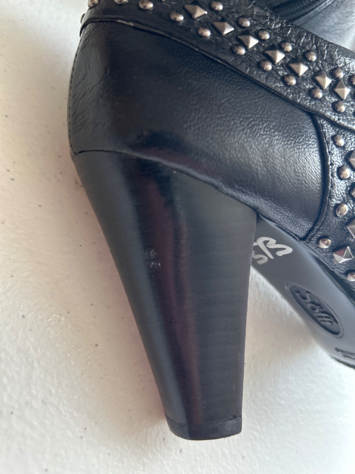Sofft Black Leather Studded Ankle Boots With Side Zipper & Textured Outsole 6.5M