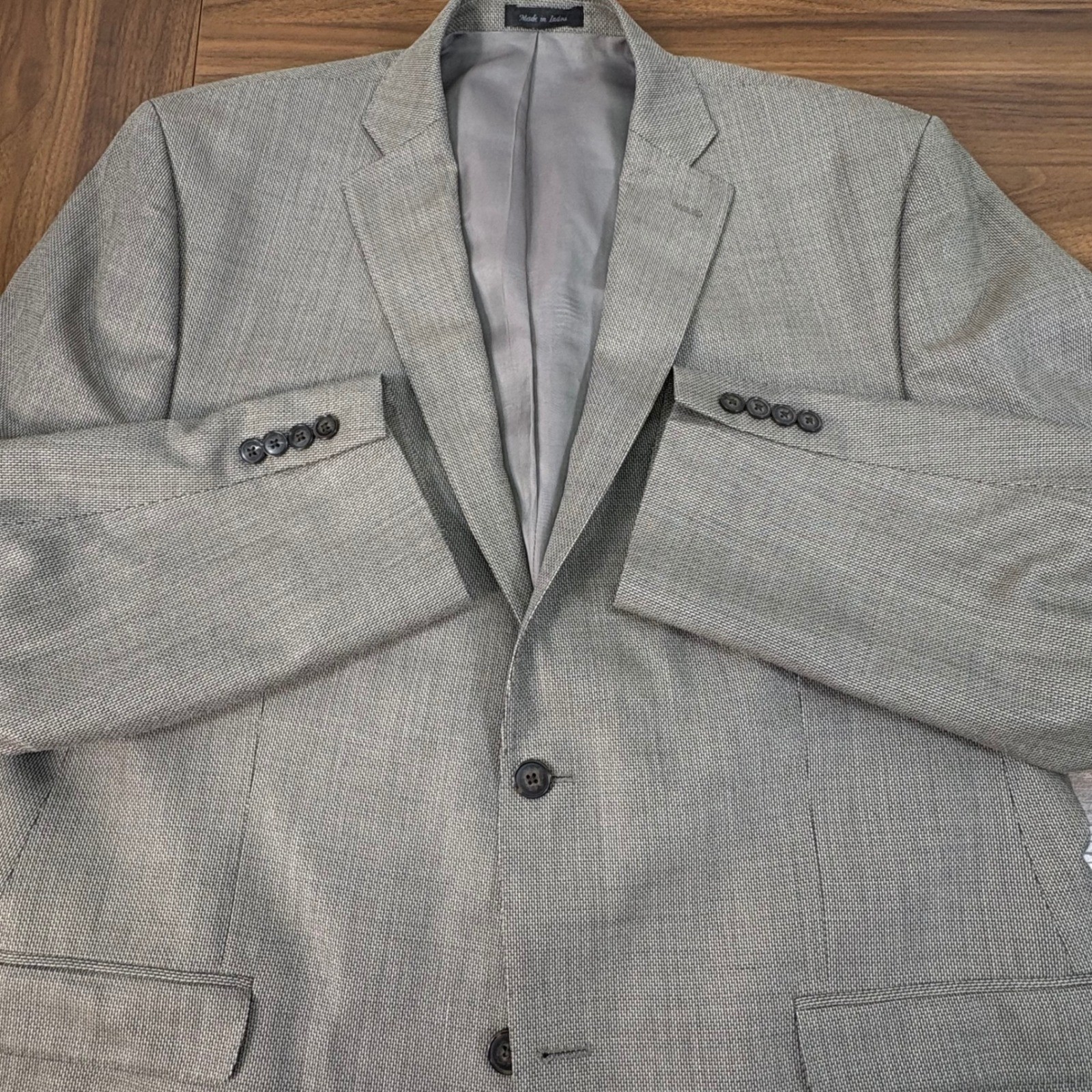 Calvin Klein Mens 46R Grey Silk Wool Blend 2 Button Blazer Sport Coat Jacket