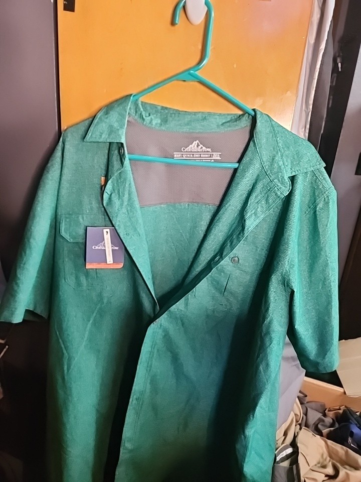Croft & Barrow Quick Dry Shirt Men L Green Wicking Breathable Lightweight Button