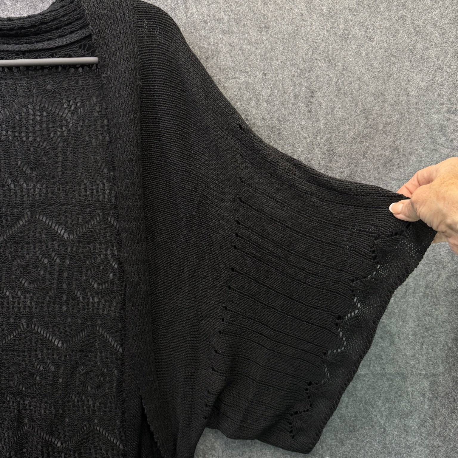 Open Front Women’s Sweater Black XL 100% Polyester Crochet Knit