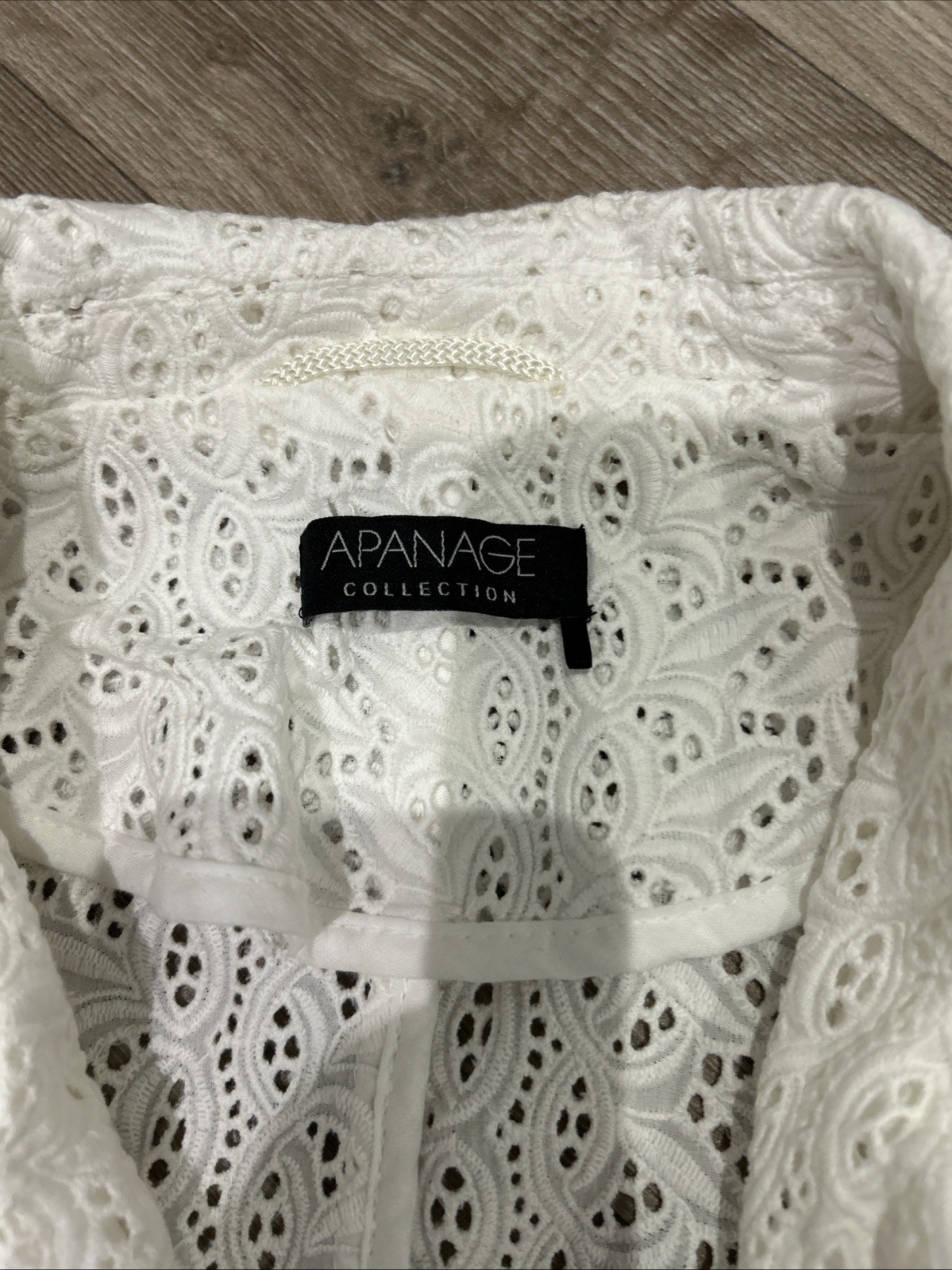 Ladies Ivory Apanage Lace Blazer Size 14 (comes Up Small)