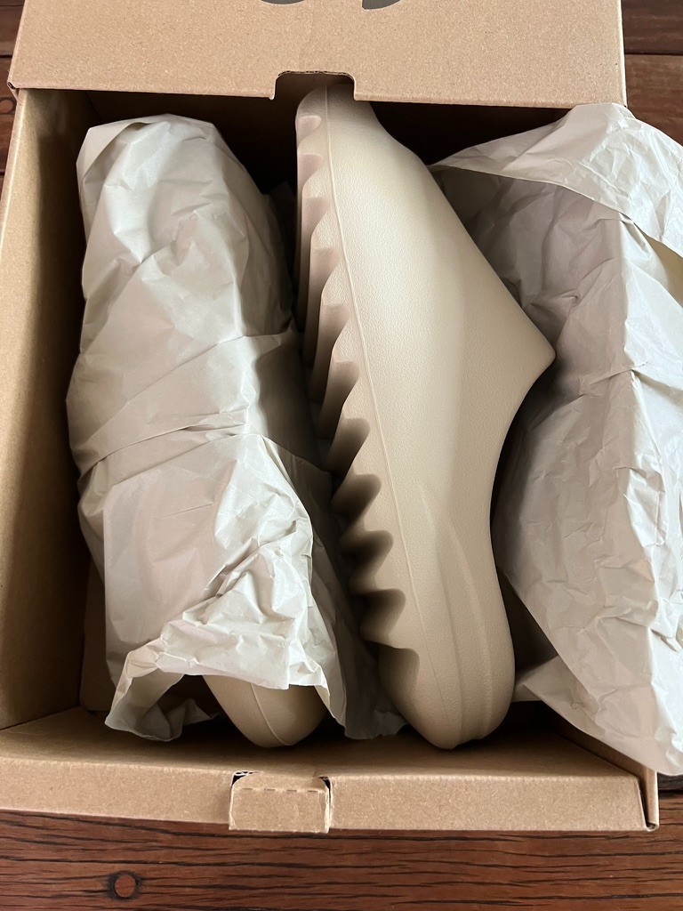 Adidas Yeezy Slide Bone (2022/2023 Restock) FZ5897 Sz 10 New