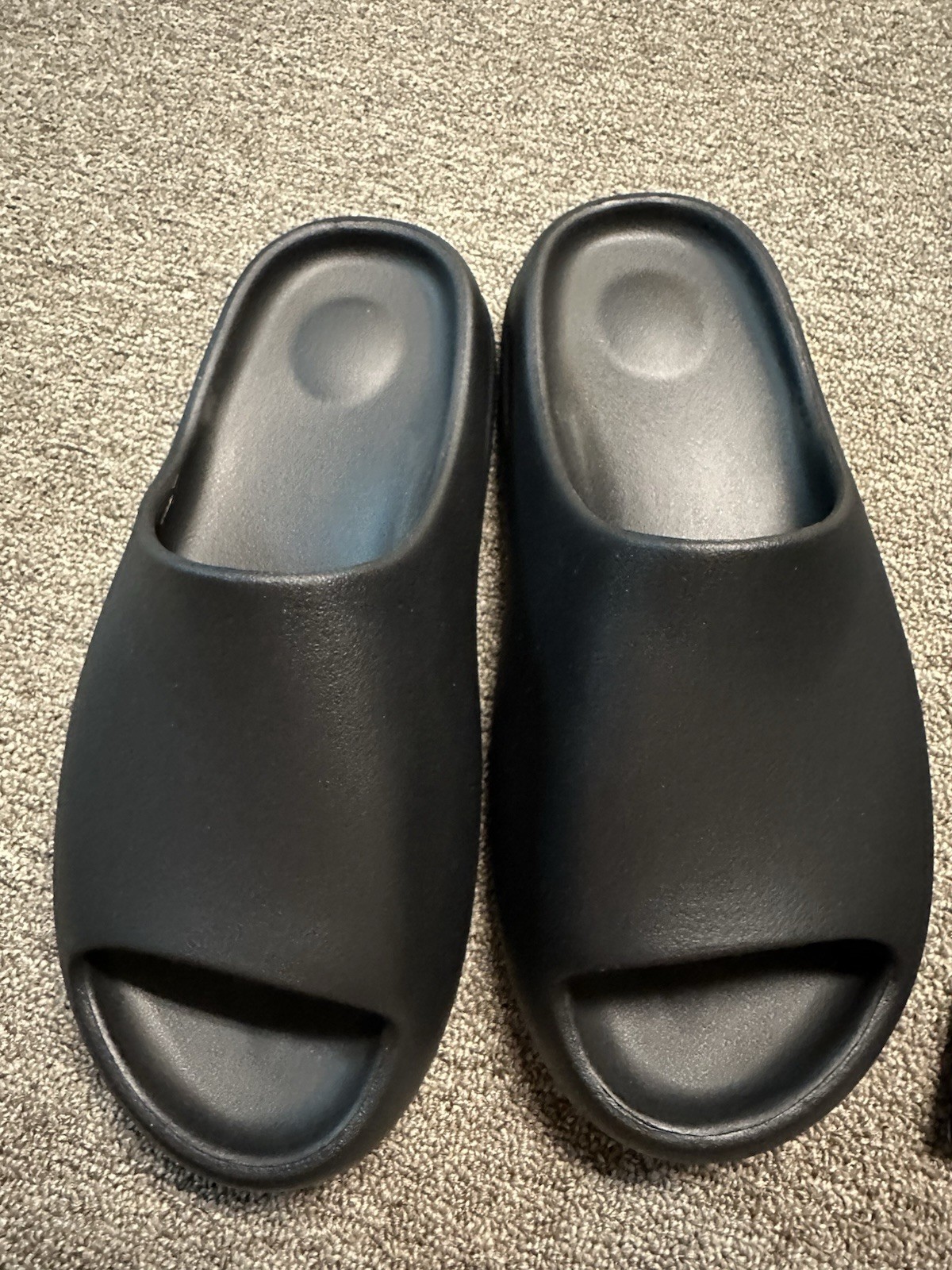 Yeezy YZY Slide YS-01 Black Men’s Size 13 New With Dust Bag