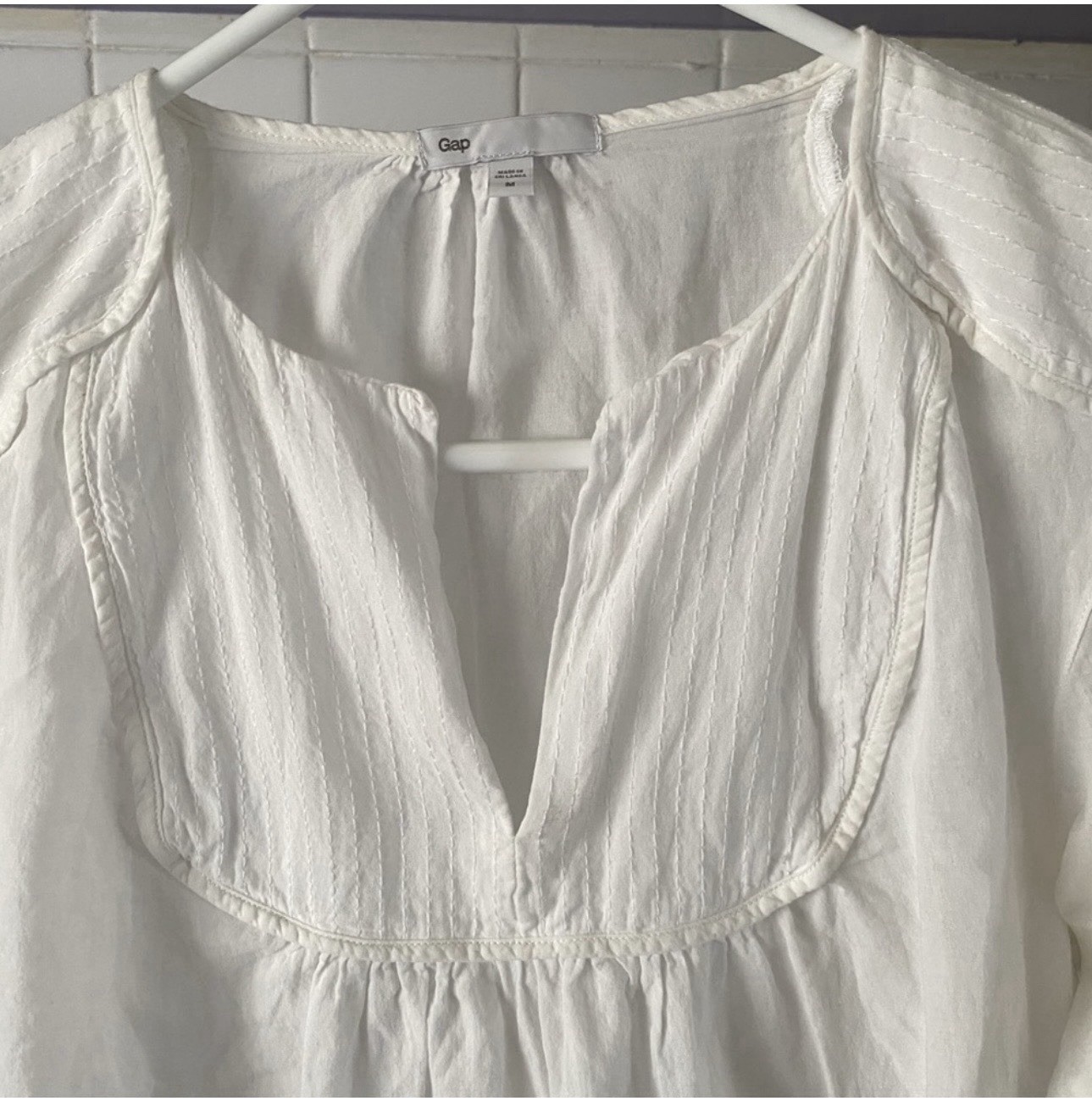 Gap Women’s White Cotton Pleated V-Neck Tunic Blouse Size M