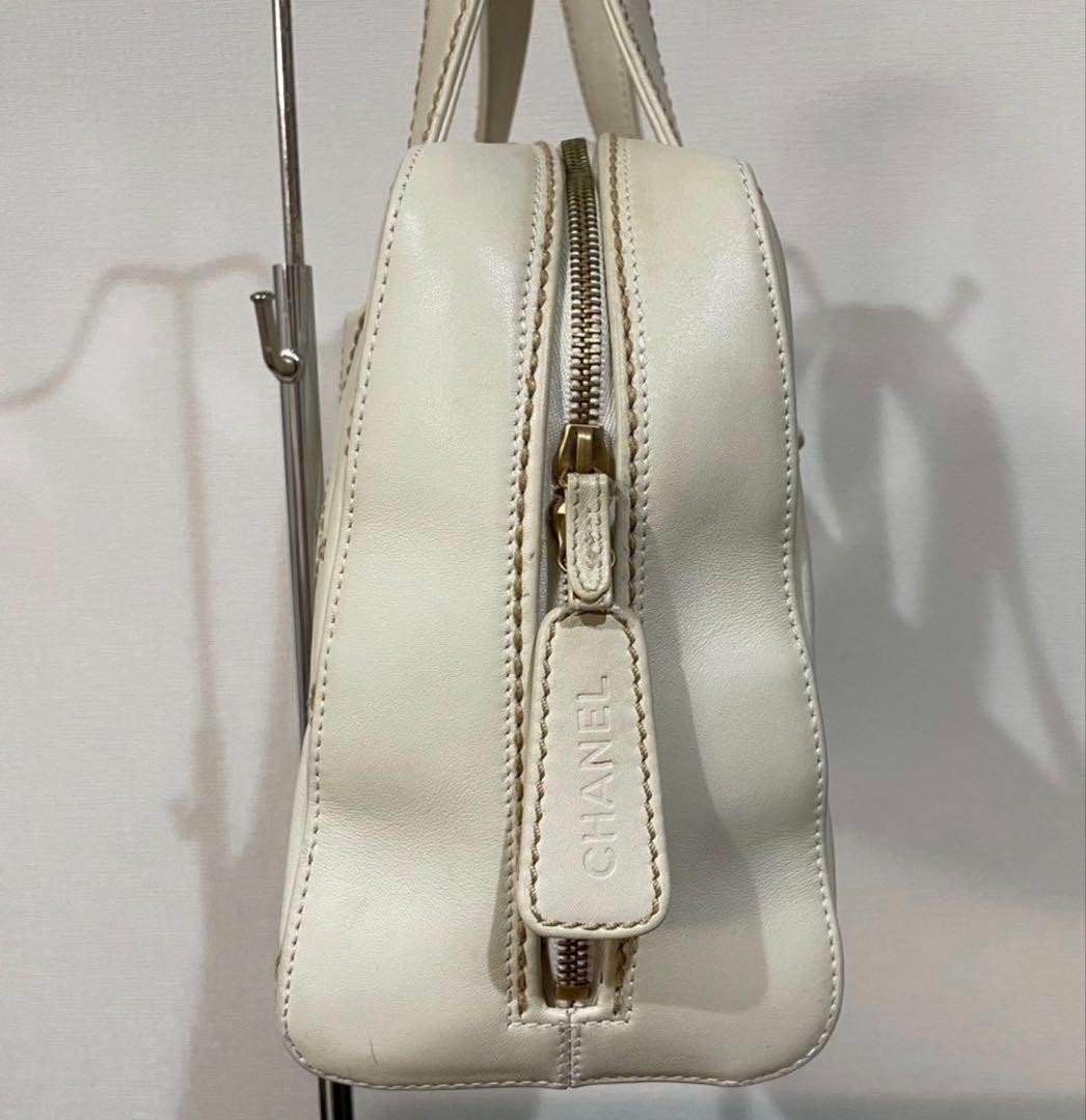 CHANEL Wild Stitch White Leather Gold CC Logo Zip Handbag W11.8in H7.9in D4.7in