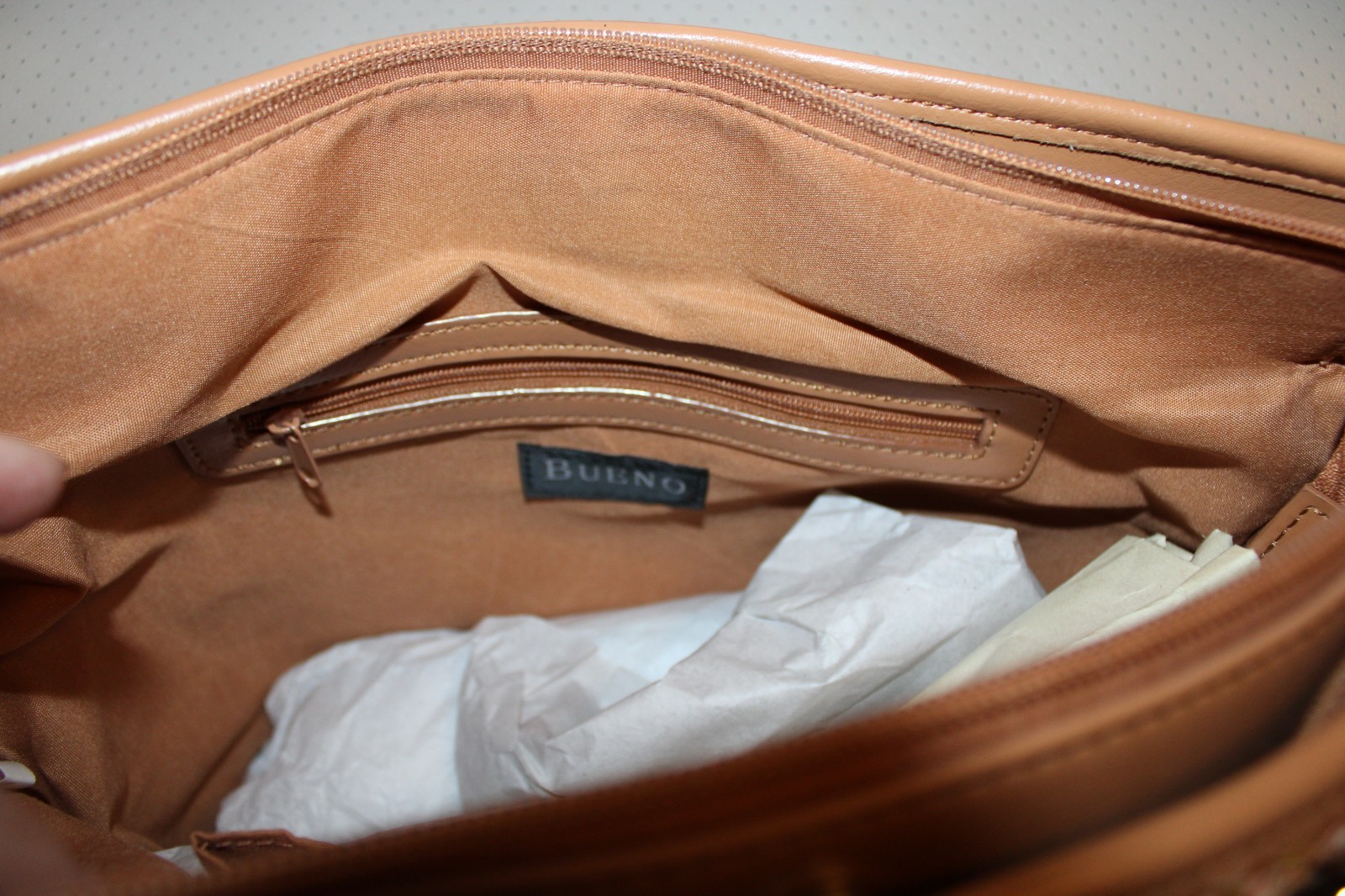 NWT Bueno Tote Bag Multi Color for Fall 3 compartments the middle has a