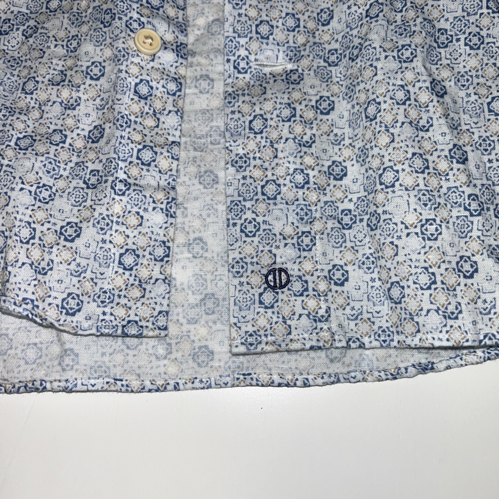 david donahue shirt M