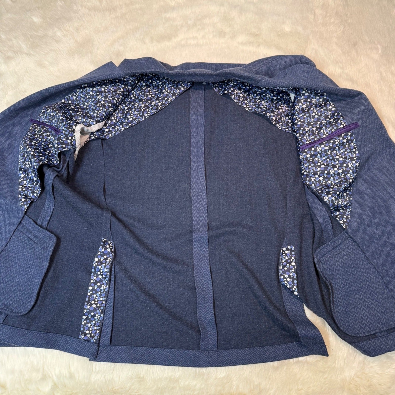 The Savile Row Blazer Mens 46R Blue Herringbone Unstructured Sport Coat