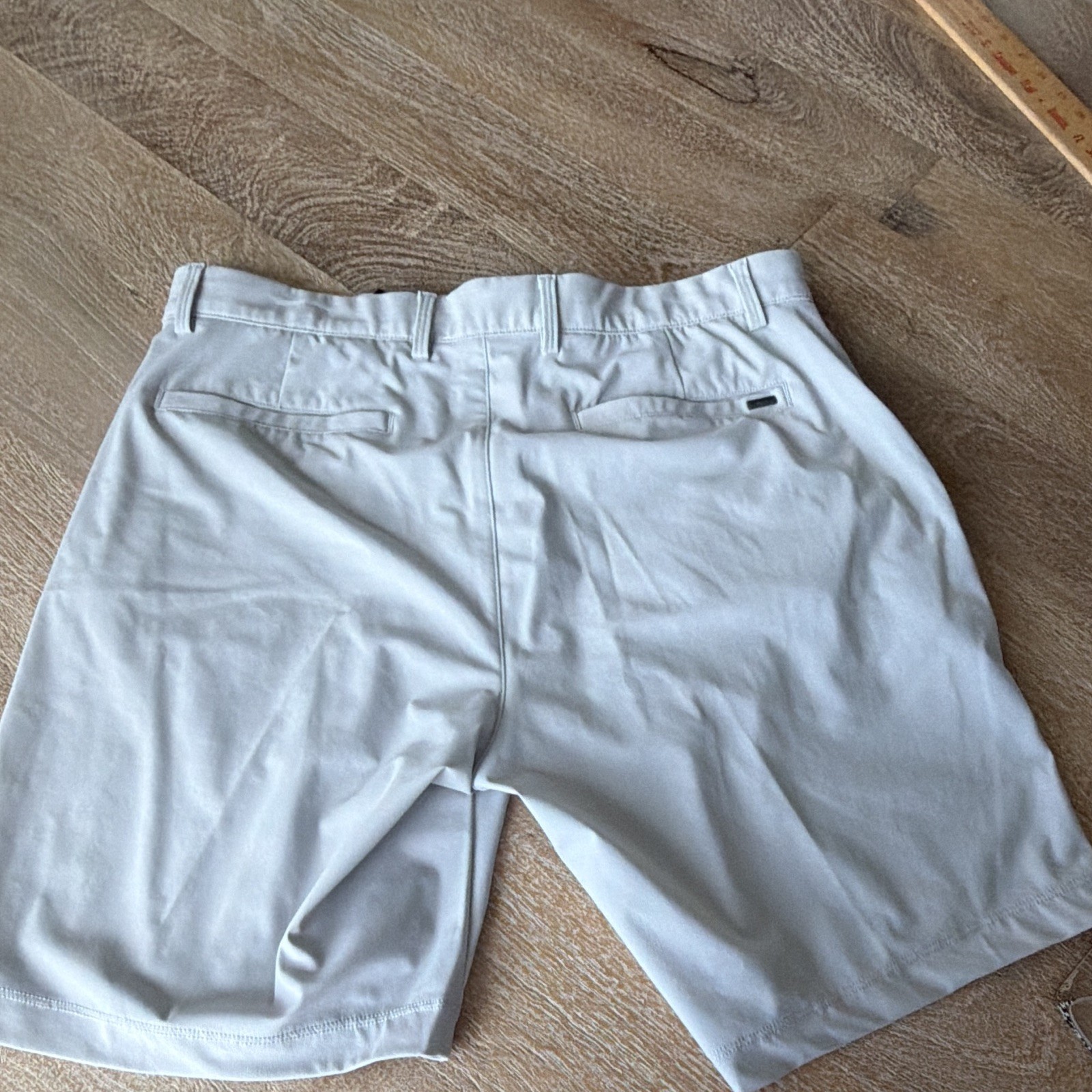 Greg Norman Men’s Gray Solid Flat Front Shorts w/ Pockets Logo, Machine Wash