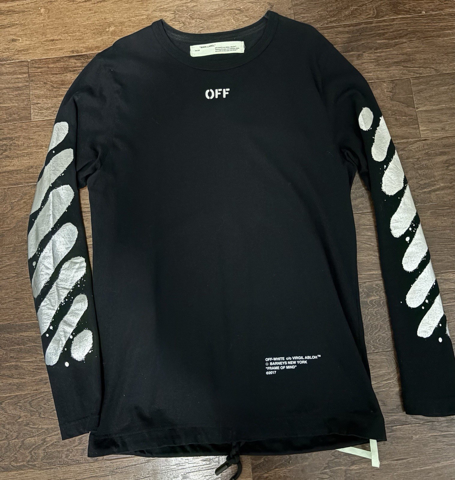 Off-White Men’s Black Graphic Logo Print Crew Neck Long Sleeve T-Shirt Size L