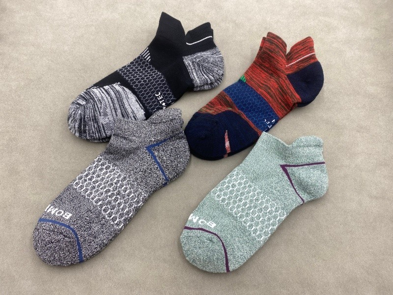4 Pairs Bombas Men Size L Honeycomb Performance Mixed colors Ankle Socks