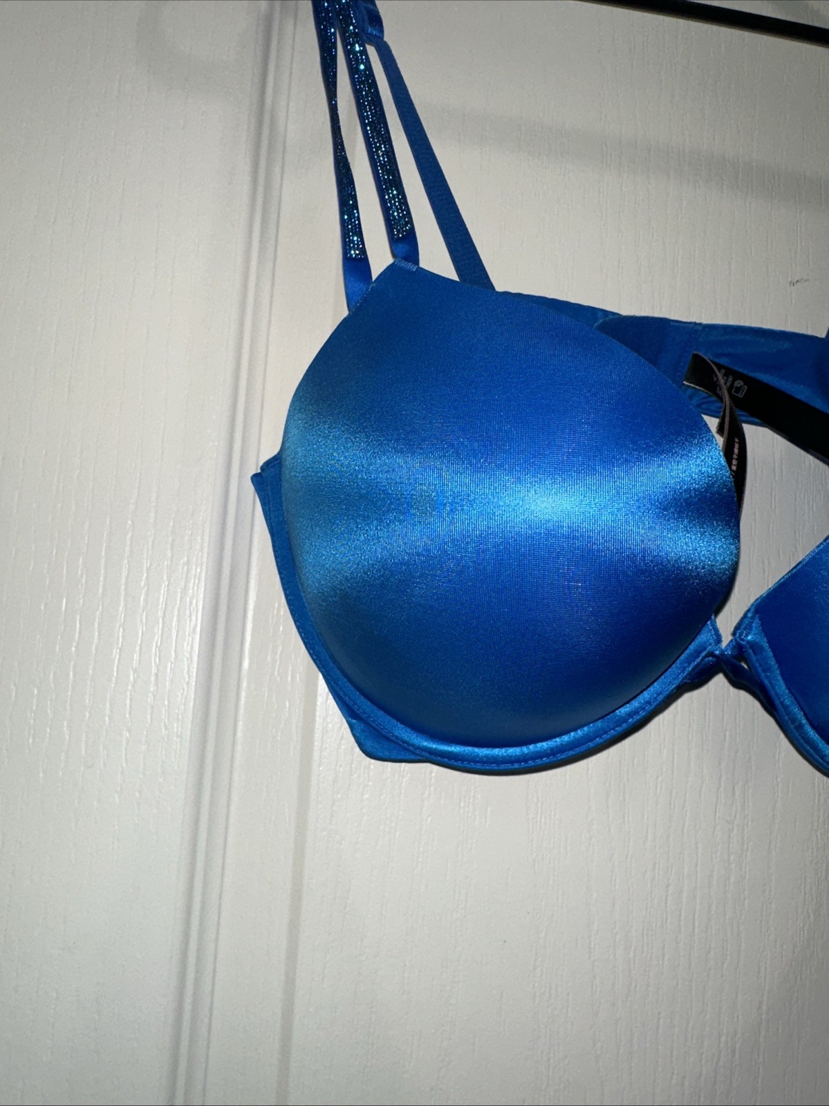 Victoria’s Secret Bombshell Plunge Add 2 Cup Sizes Push-Up Bra 38C Blue