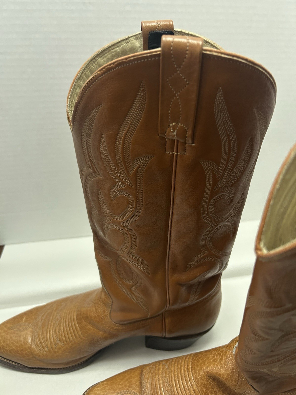 Vintage Men J Chisholm Western Boots 919 42239 Tan 10.5D USA Cowboy Handcrafted