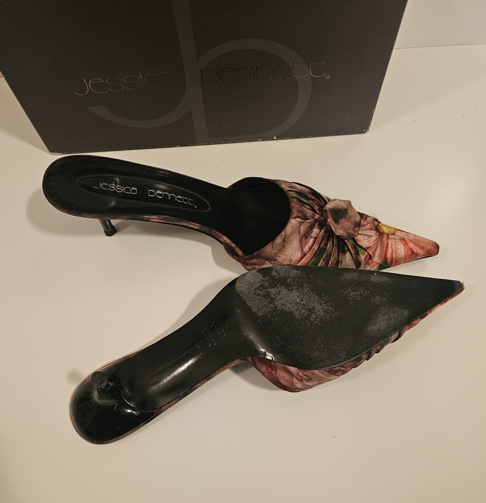 Jessica Bennett Brown Silk Kitten Heel Mules w/Floral Design ITALY 12M.