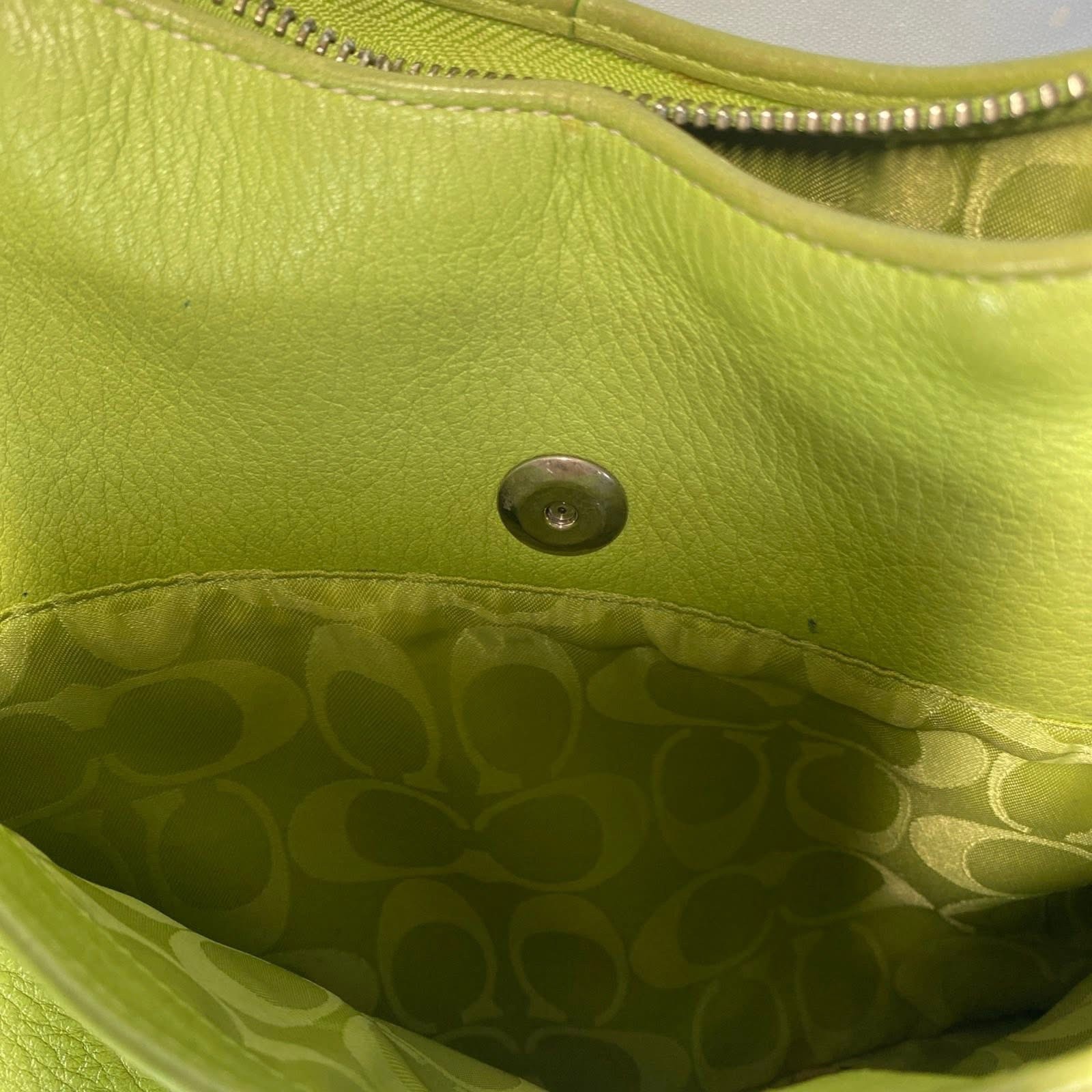 Vintage Coach Soho Shoulder Bag Lime Green Ergo Pebble Leather Y2K