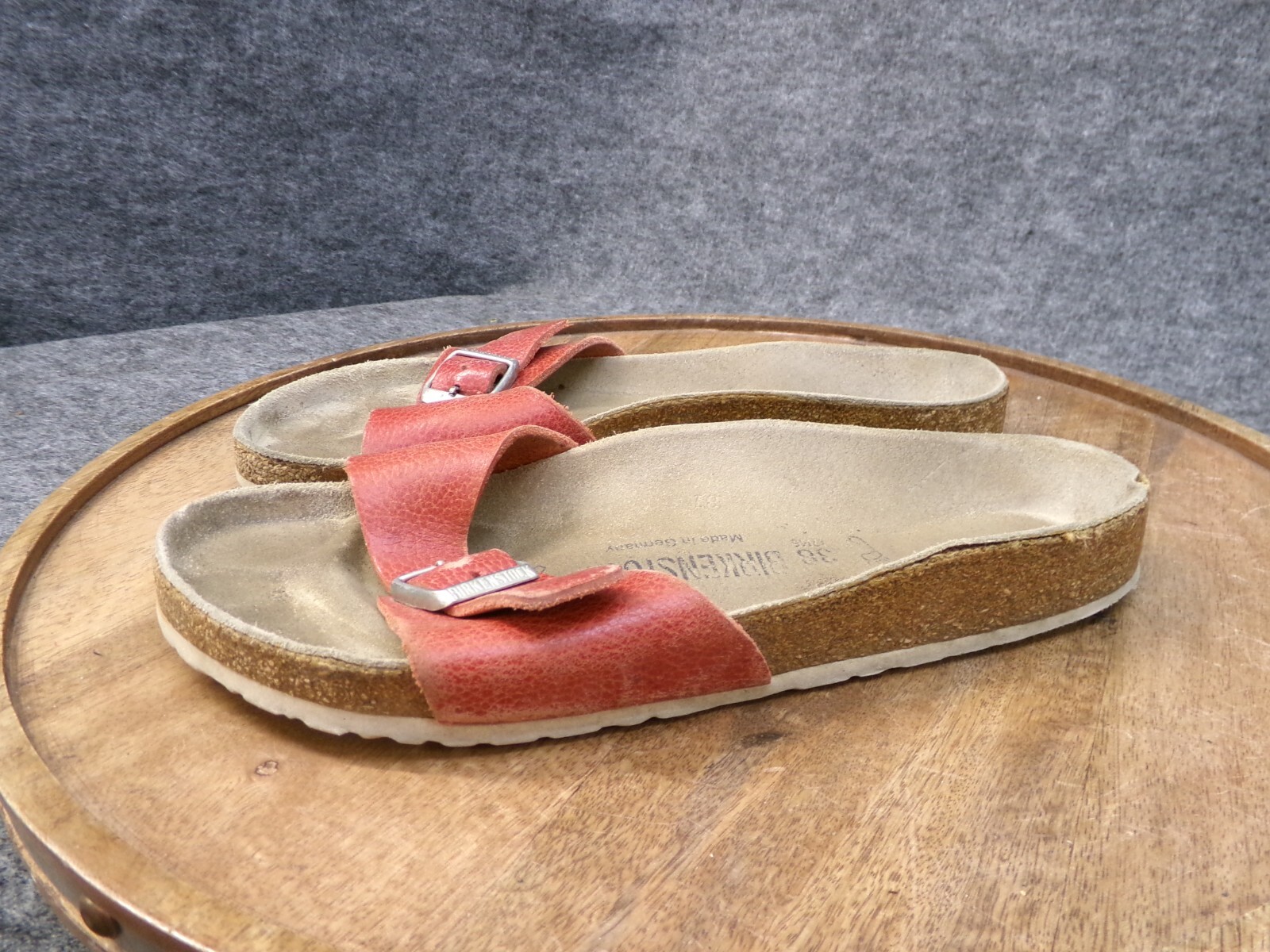 Birkenstock Madrid Women’s Red Leather Slip On Slides Sandals Size 38 US 7 Reg