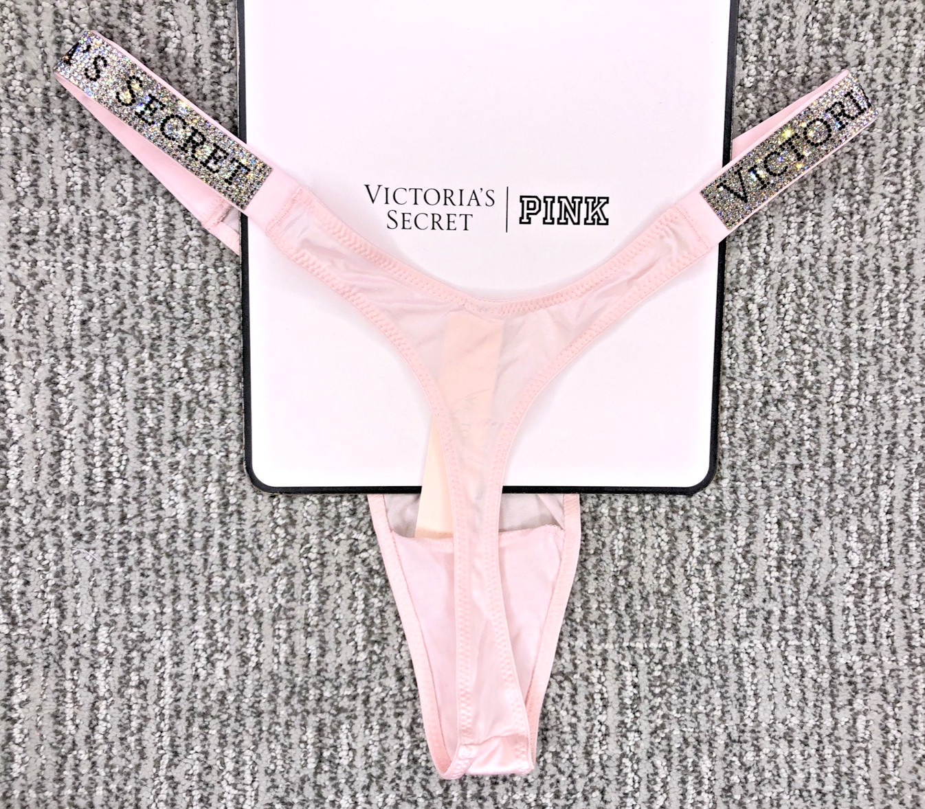 Victoria’s Secret Very Sexy NWT Medium Pink Spellout Shine Strap Thong Panty