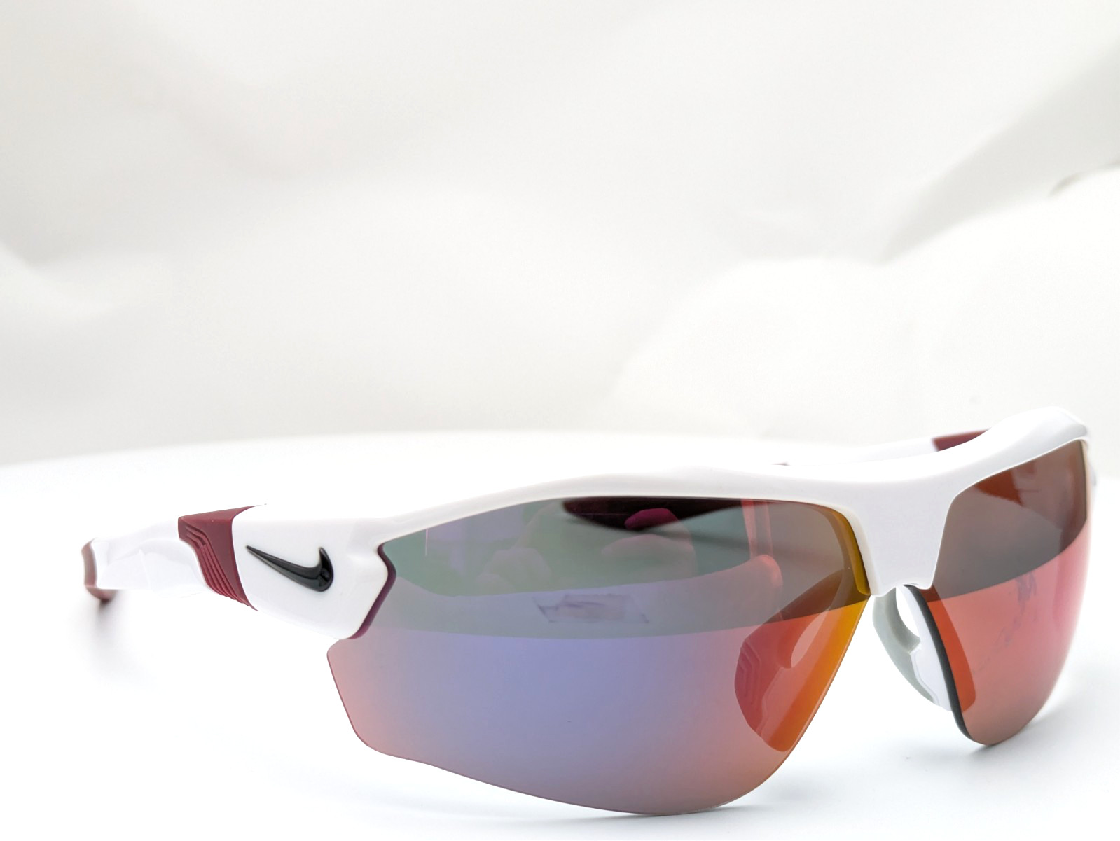 Nike Sunglasses Show X3 DN9252 105 White/Red Frames w/ Field Tint Lenses 72mm