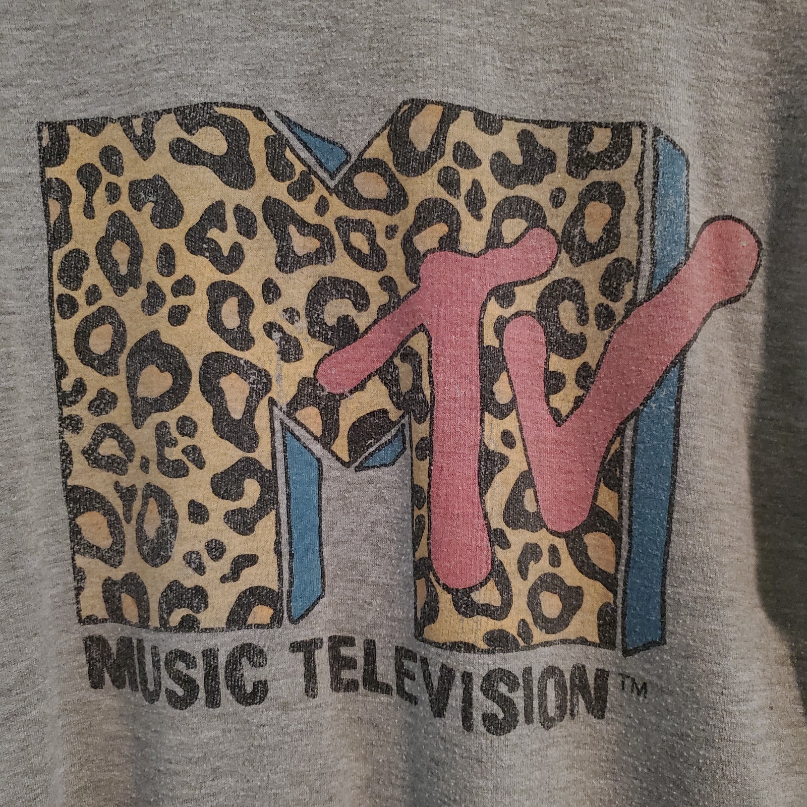 MTV Music Television Sweatshirt S~Leopard Logo on Marl Heather Grey~Soft & Comfy