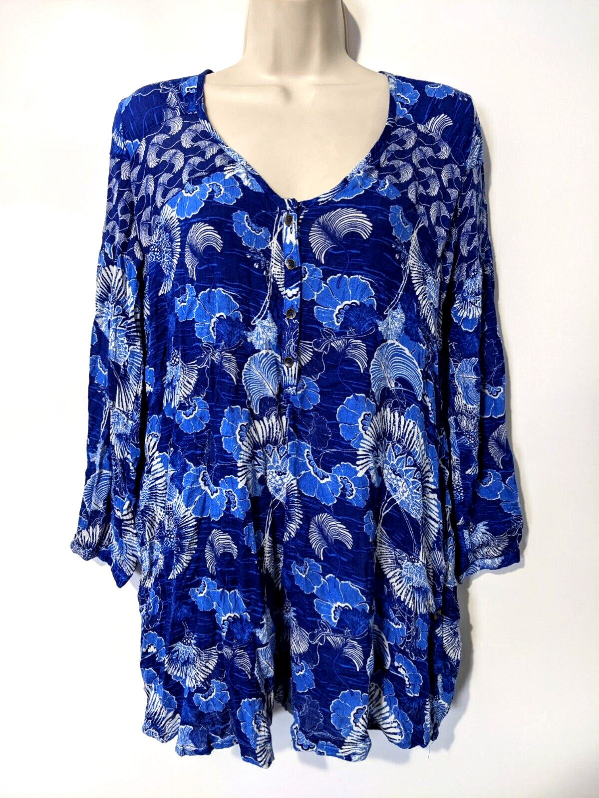 ROXY Women’s Floral 1/2 Button Front Romper Sz XS Roll Up Button Sleeve EUC