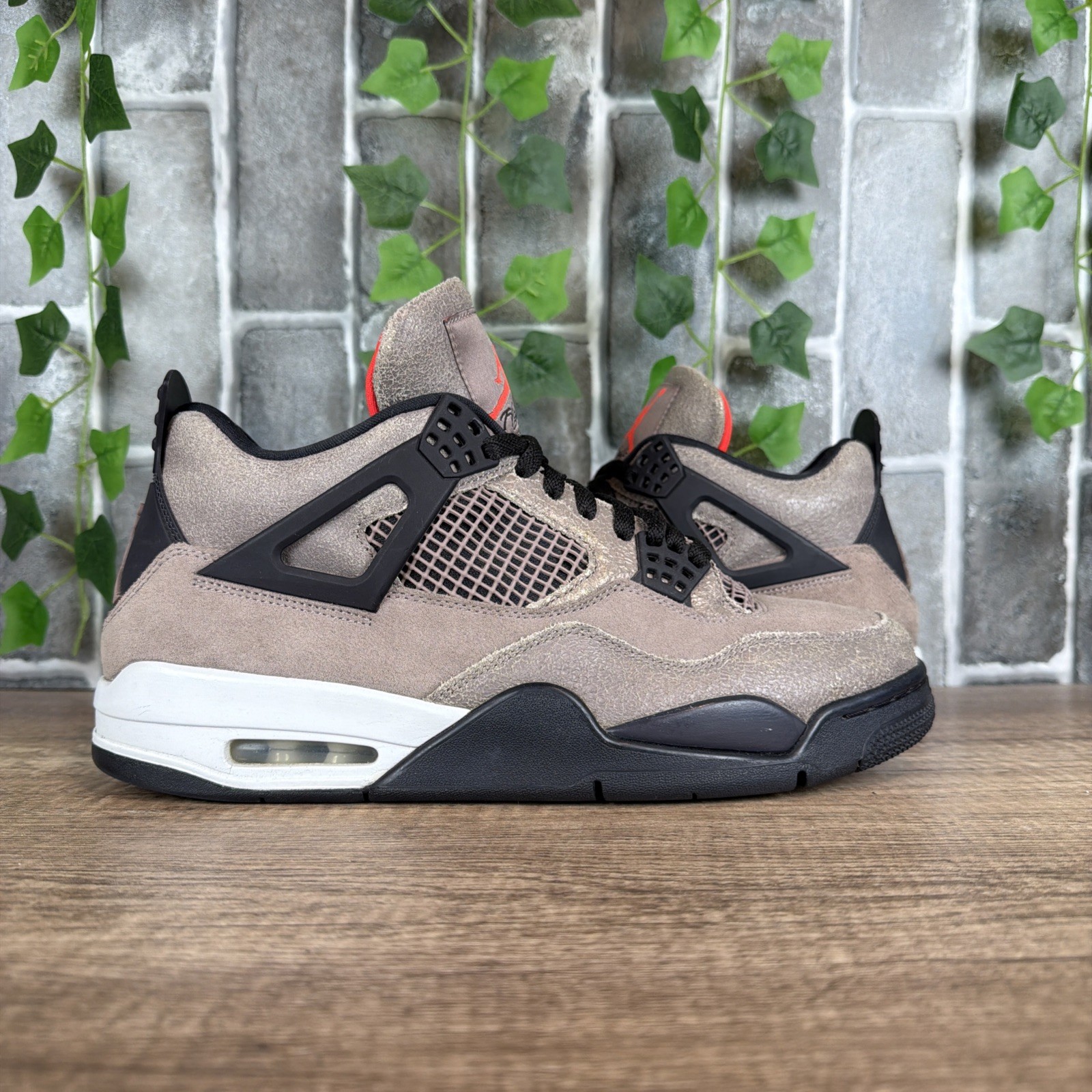 Size 11 – Air Jordan 4 Retro Taupe Haze DB0732-200 2021 OG Authentic