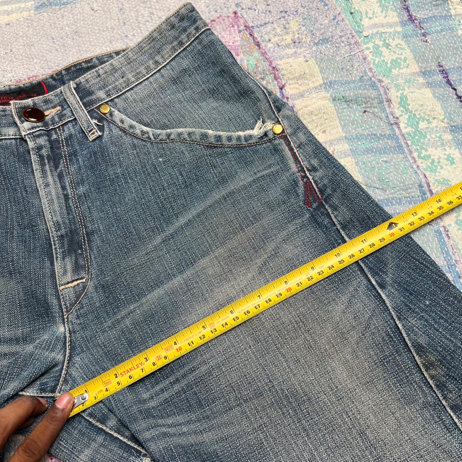 Levis Engineered Buckle Back Cinch Back Twisted Jeans Fits 30×31