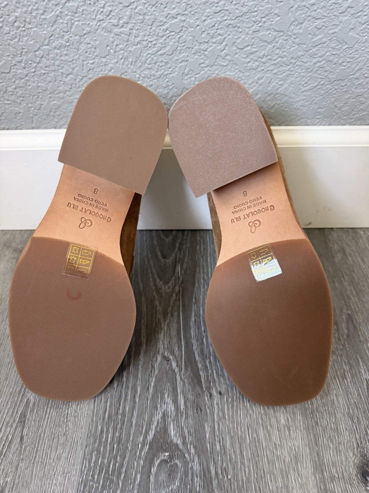 Chocolat Blu Penny Loafer Pump Heels Womens Size 8 Tan Suede Leather