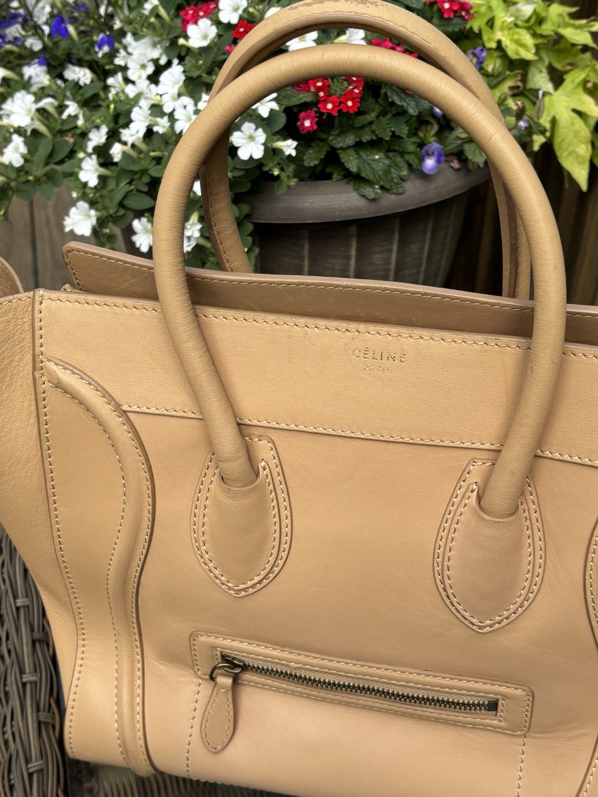 Celine Luggage Phantom Tote Handbag Beige Leather Micro Shopper 12x11x10