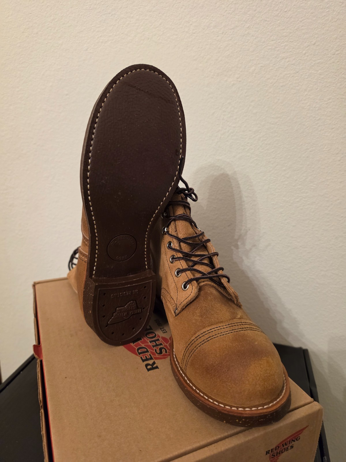 Red Wing Iron Ranger 8113 Hawthorne Muleskinner Roughout Boots Men’s 9 D