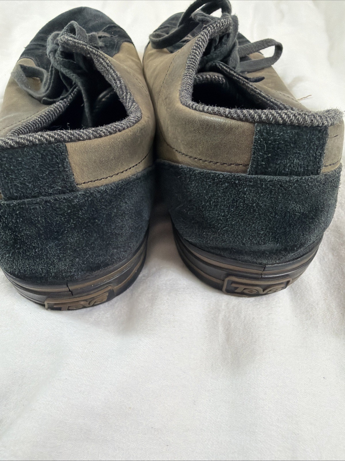 Teva Roller Leather Skate Sneakers Mens Size 10 EUR 43 Suede Black Brown